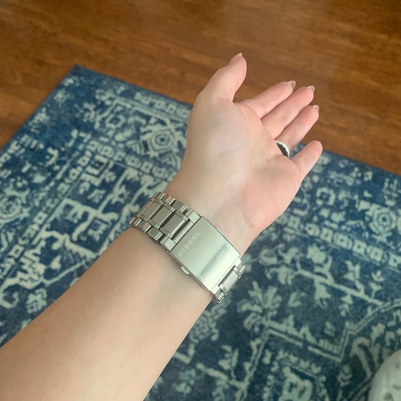 Diesel DZ1370 Stainless Steel Watch - Picture 7 of 8